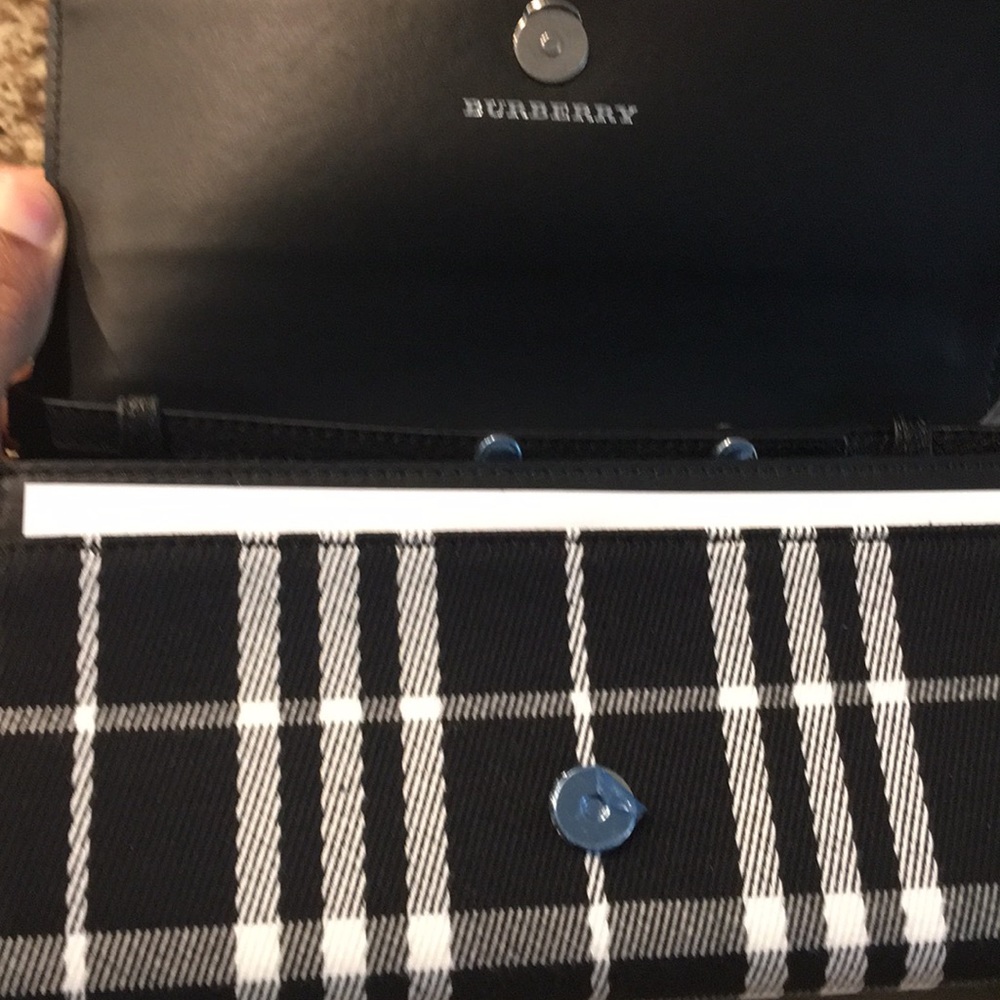 NWT Burberry Tartan Henley wallet crossbody - Picture 2 of 8